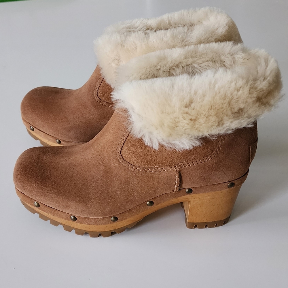 UGG women's Thebes clog size 6
